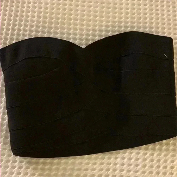 Crop top - Picture 1 of 3